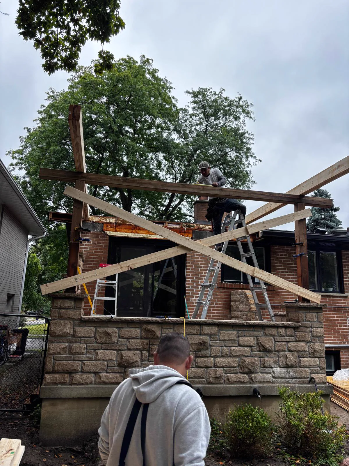 Build 4 Outdoors crew at work 5