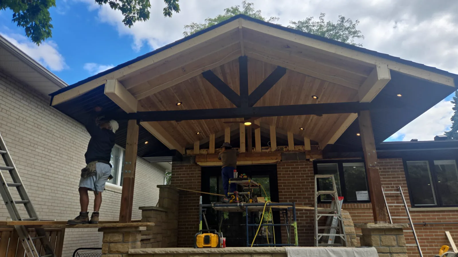 Build 4 Outdoors crew at work 6